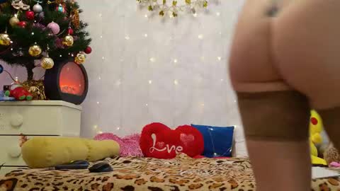 Sima Ladybigsmile online show from January 7, 2026, 5:43 am