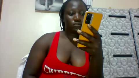 lindah32 online show from January 16, 2025, 6:37 pm