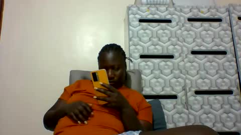 lindah32 online show from January 26, 2025, 7:31 pm