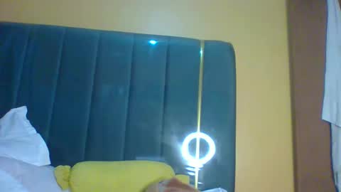 lindah32 online show from September 22, 2025, 12:56 am