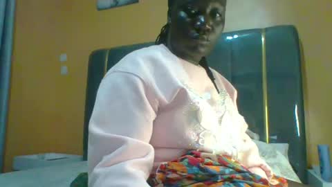 lindah32 online show from June 28, 2026, 7:42 pm