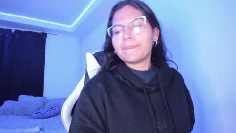  Lady  online show from February 26, 2025, 4:03 am