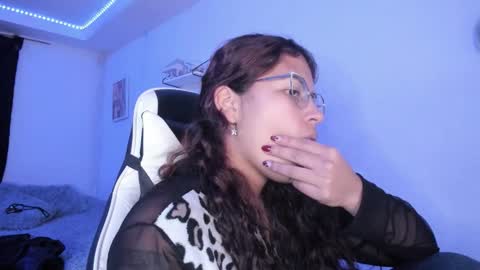  Lady  online show from November 2, 2025, 3:53 am