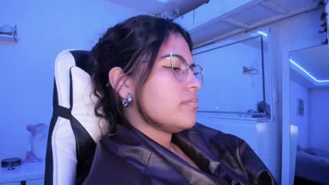 Snapshot of ladybrown_16 chatting on May 23, 2026, 5:56 am Lady online show from May 23, 2026, 5:56 am
