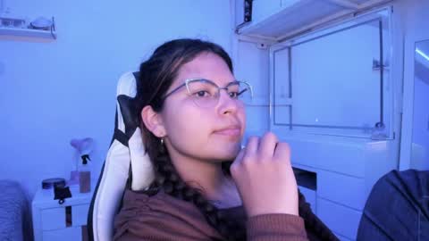 Snapshot of ladybrown_16 chatting on May 30, 2026, 12:30 am Lady online show from May 30, 2026, 12:30 am