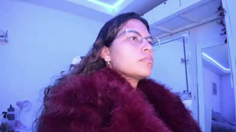 Snapshot of ladybrown_16 chatting on June 2, 2026, 1:51 am Lady online show from June 2, 2026, 1:51 am