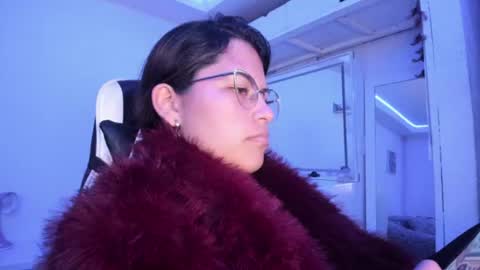 Snapshot of ladybrown_16 chatting on June 9, 2026, 2:01 am Lady online show from June 9, 2026, 2:01 am