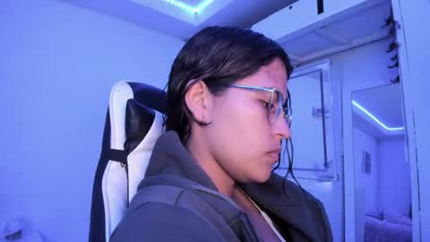Snapshot of ladybrown_16 chatting on June 16, 2026, 5:43 am Lady online show from June 16, 2026, 5:43 am