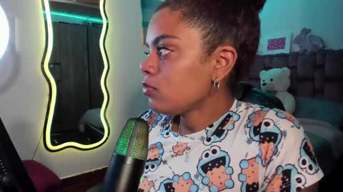 Snapshot of ladydanniela chatting on February 21, 2025, 7:12 am leidy daniela online show from February 21, 2025, 7:12 am