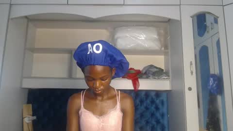 Snapshot of ladydiva69 chatting on February 19, 2025, 9:17 am ladydiva69 online show from February 19, 2025, 9:17 am