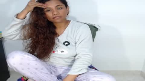 lady online show from March 2, 2026, 5:08 am