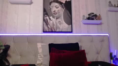  Lady Jeen    Back on Sunday 8th of December online show from June 4, 2026, 1:50 pm