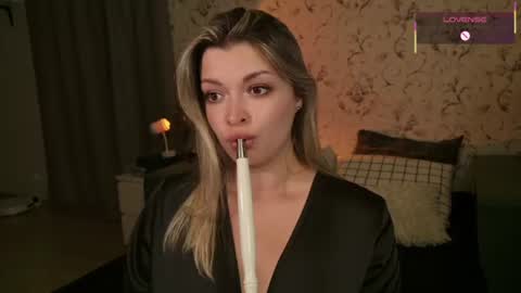 Snapshot of ladylancaster chatting on June 12, 2026, 5:23 pm ladylancaster online show from June 12, 2026, 5:23 pm