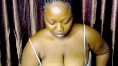 Snapshot of ladynina_ninss chatting on May 16, 2026, 7:49 am youngladynina online show from May 16, 2026, 7:49 am