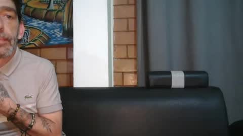 Snapshot of ladysarah101 chatting on October 16, 2025, 6:09 pm Sarah Sam online show from October 16, 2025, 6:09 pm