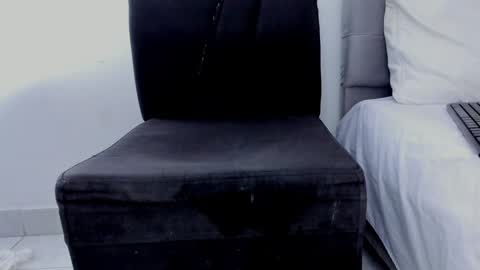 Ladysexy hot19  online show from February 1, 2025, 9:21 am