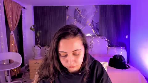 Lady  online show from July 7, 2026, 3:53 am