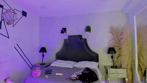 Lady  online show from July 24, 2026, 4:10 am