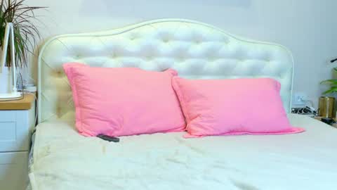 Snapshot of ladysweetwife chatting on May 14, 2026, 2:40 am Maria online show from May 14, 2026, 2:40 am