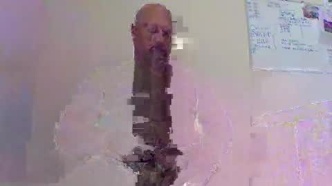 Snapshot of ladywoodlover chatting on January 6, 2026, 4:05 am ladywoodlover online show from January 6, 2026, 4:05 am