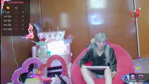 Snapshot of laflakita21 chatting on May 16, 2026, 12:40 am Skinnygirl online show from May 16, 2026, 12:40 am