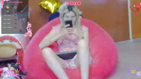 Snapshot of laflakita21 chatting on July 25, 2026, 2:09 am Skinnygirl online show from July 25, 2026, 2:09 am