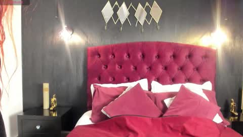 Snapshot of laia_jonees chatting on September 21, 2025, 12:40 pm Laia online show from September 21, 2025, 12:40 pm