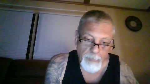 Snapshot of laidbackluxury chatting on June 8, 2026, 1:50 am laidbackluxury online show from June 8, 2026, 1:50 am