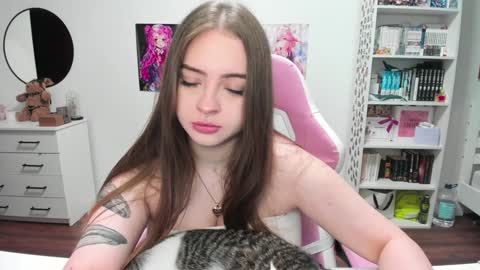 Kira online show from January 14, 2025, 1:04 am