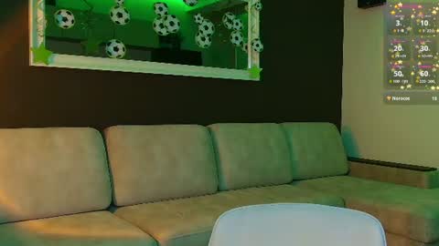 lakisha808 online show from June 19, 2026, 6:56 pm