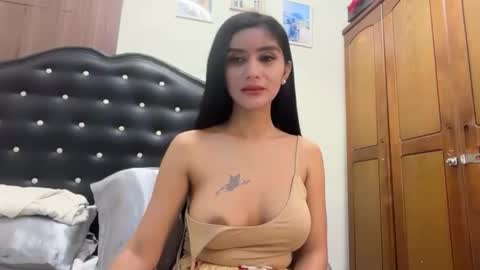 kristine online show from April 19, 2026, 11:31 am