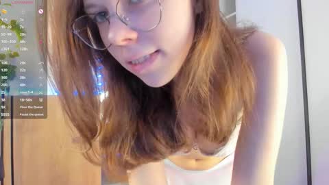 Julia online show from February 26, 2026, 8:30 pm