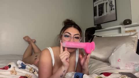 lalaxxo online show from March 3, 2026, 4:51 am