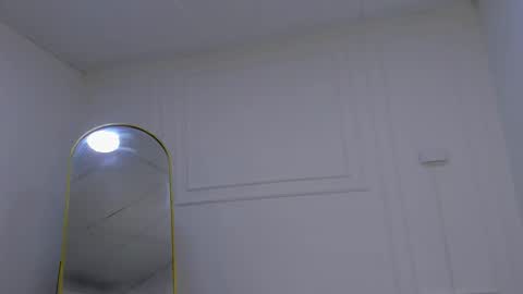 lalitopp_212vibes online show from March 12, 2026, 2:50 am