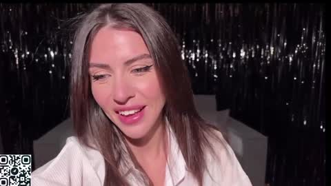 Snapshot of lallebi chatting on December 6, 2024, 9:24 pm Ellina online show from December 6, 2024, 9:24 pm