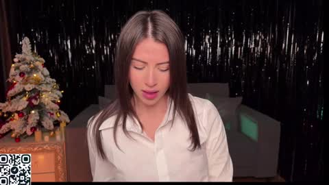 Snapshot of lallebi chatting on January 6, 2025, 12:37 am Ellina online show from January 6, 2025, 12:37 am