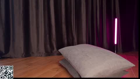 Snapshot of lallebi chatting on February 1, 2025, 4:35 am Ellina online show from February 1, 2025, 4:35 am