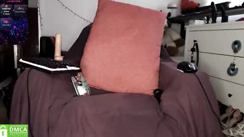 Lola online show from February 5, 2026, 8:19 am