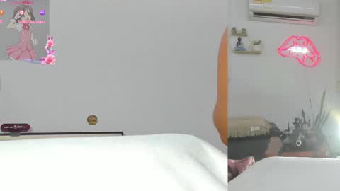 Snapshot of lana__kane_ chatting on May 13, 2026, 9:06 am Lana online show from May 13, 2026, 9:06 am