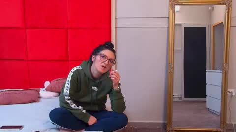 Snapshot of lana_banner chatting on November 6, 2025, 8:37 am LanaBanner online show from November 6, 2025, 8:37 am