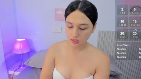 Lana online show from May 13, 2026, 8:49 pm