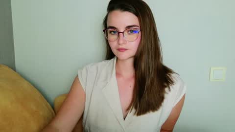 Snapshot of lana_gl chatting on June 19, 2026, 6:45 pm lana_gl online show from June 19, 2026, 6:45 pm