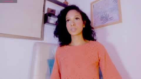 Snapshot of lana_hil chatting on December 5, 2024, 2:53 am LANA online show from December 5, 2024, 2:53 am