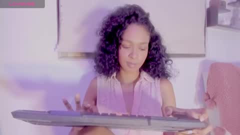 Snapshot of lana_hil chatting on January 21, 2025, 2:22 am LANA online show from January 21, 2025, 2:22 am