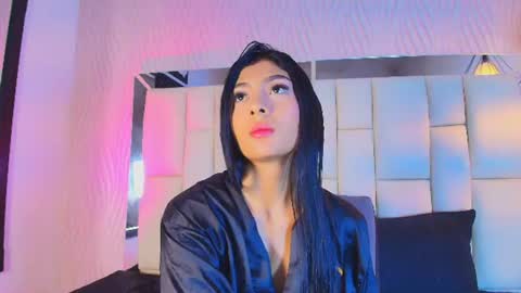 Snapshot of lana_sliim chatting on June 19, 2026, 12:09 pm Vanessa online show from June 19, 2026, 12:09 pm