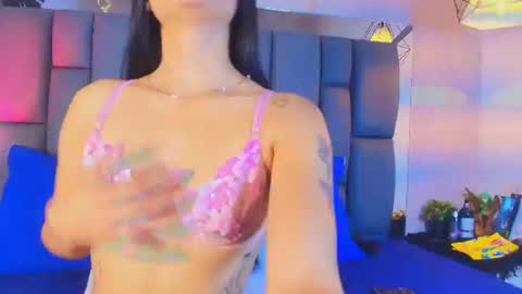 Snapshot of lana_sliim chatting on July 25, 2026, 12:14 pm Vanessa online show from July 25, 2026, 12:14 pm