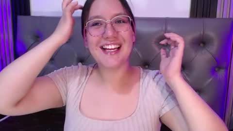 lana_sweett2 online show from July 22, 2026, 3:09 am