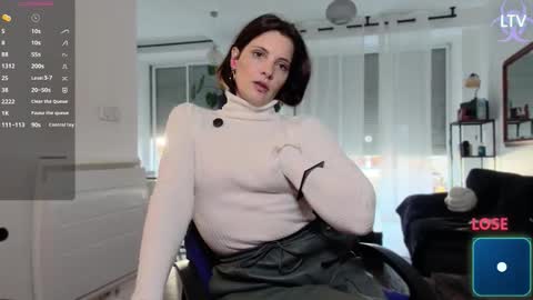 Lana The Virus online show from November 29, 2025, 1:25 pm