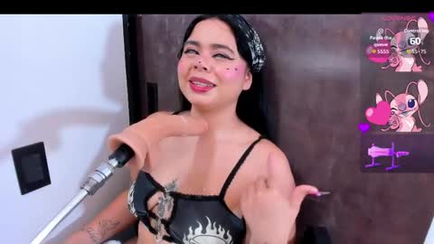 Lana online show from May 2, 2026, 3:55 am