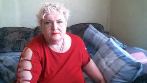 lanacat555 online show from September 14, 2025, 11:42 am